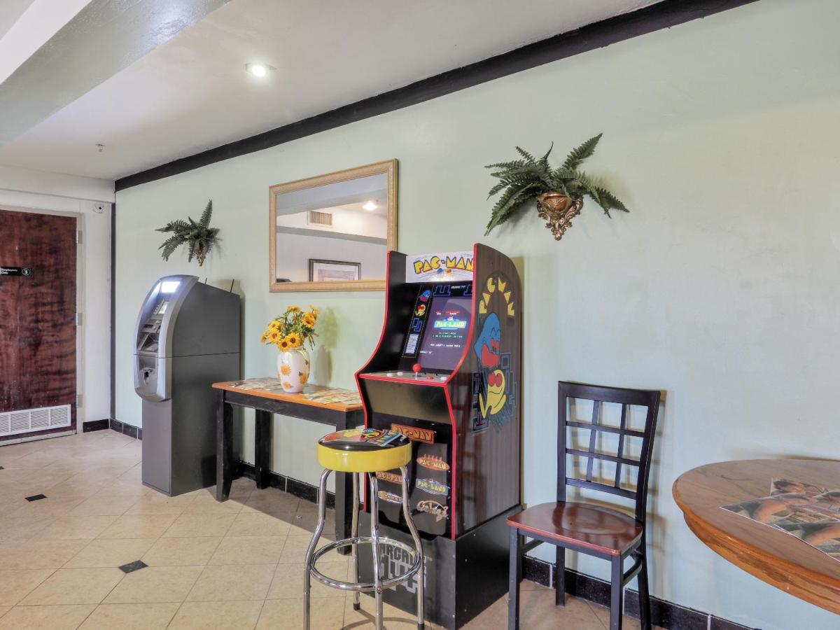 Lonestar Inn & Suites, Erick Ok Hwy 40 By Oyo ภายนอก รูปภาพ