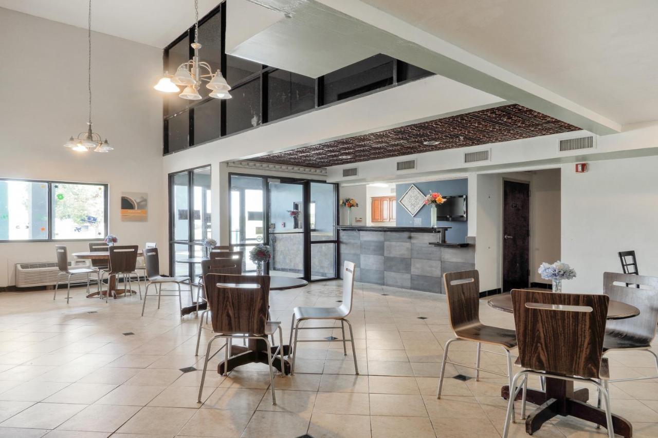 Lonestar Inn & Suites, Erick Ok Hwy 40 By Oyo ภายนอก รูปภาพ