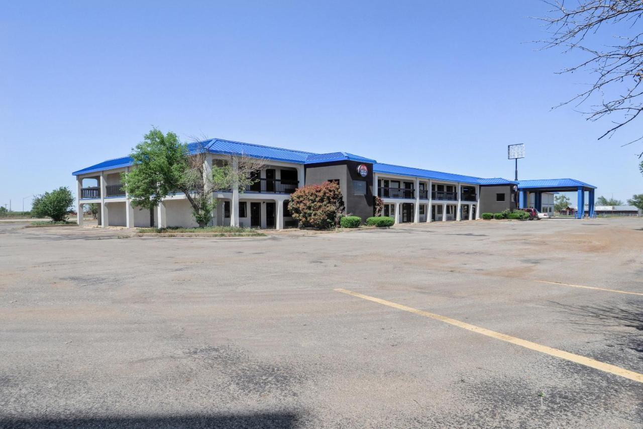Lonestar Inn & Suites, Erick Ok Hwy 40 By Oyo ภายนอก รูปภาพ