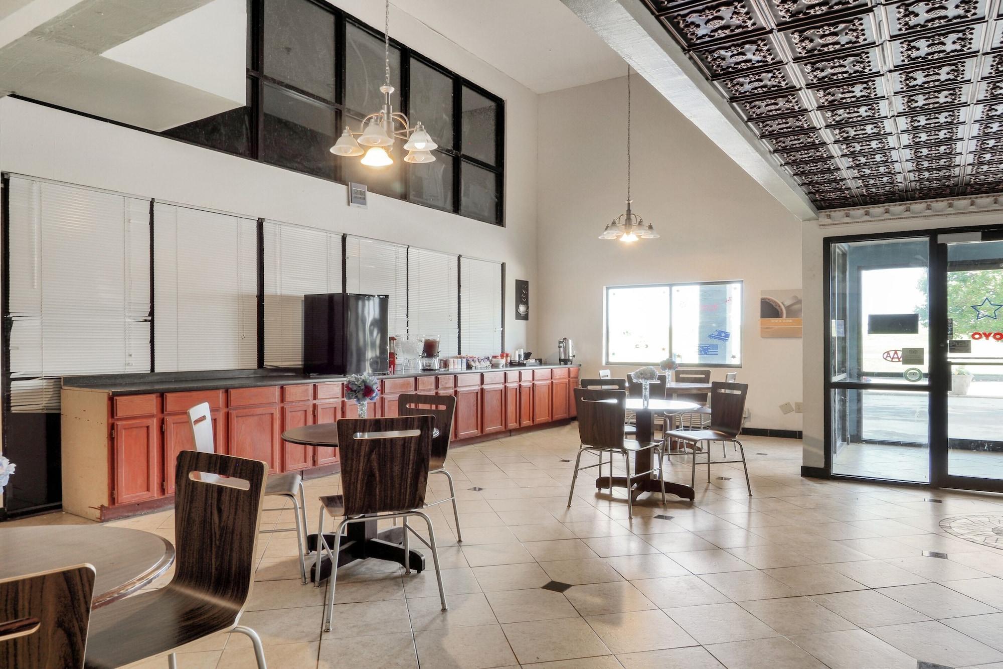 Lonestar Inn & Suites, Erick Ok Hwy 40 By Oyo ภายนอก รูปภาพ