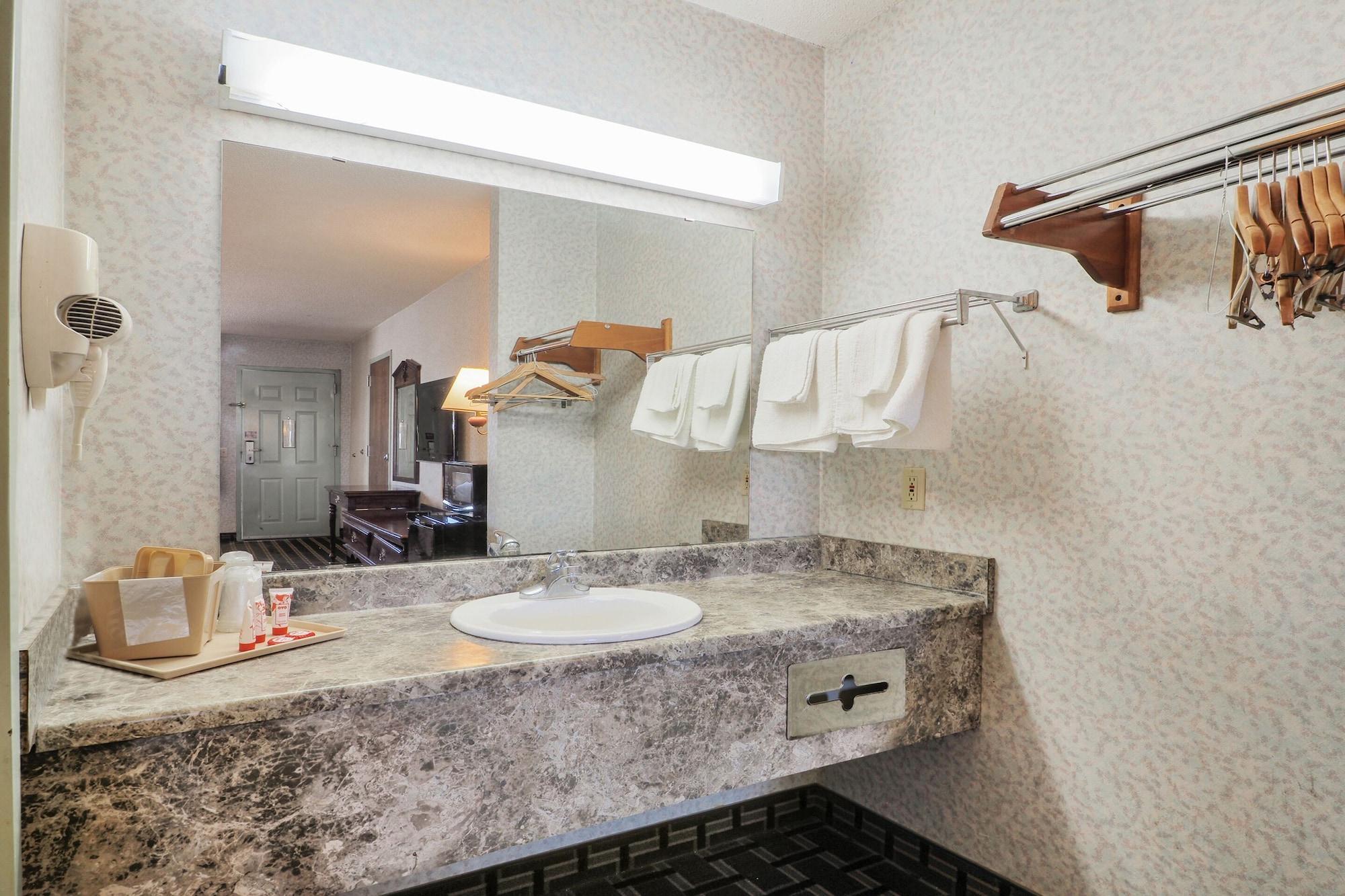 Lonestar Inn & Suites, Erick Ok Hwy 40 By Oyo ภายนอก รูปภาพ